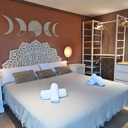 Wonderstays Lucia Villa