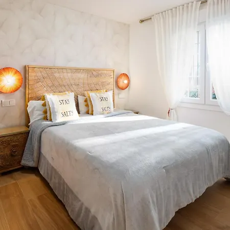 Wonderstays Lucia *