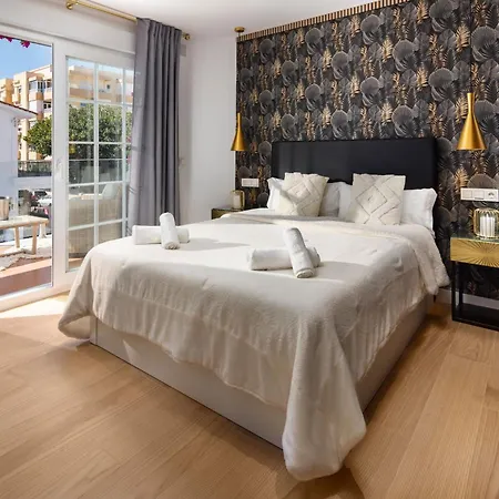 Wonderstays Lucia Villa *