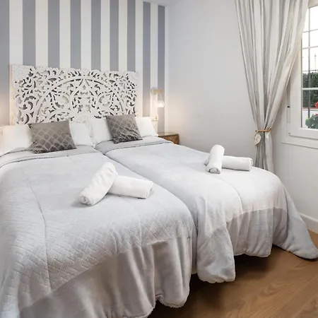 Wonderstays Lucia Villa *