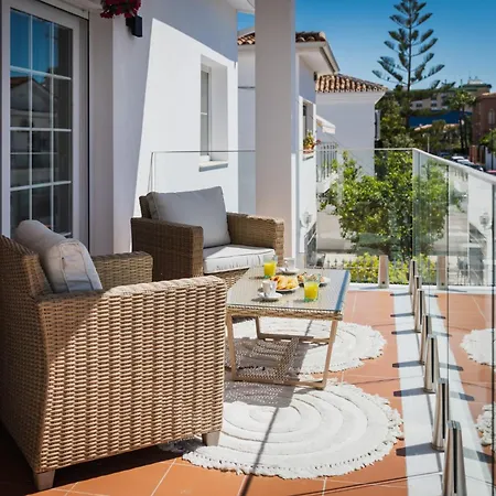 Wonderstays Lucia *