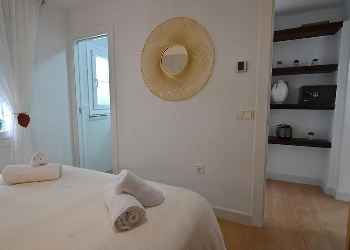 Wonderstays Lucia Villa