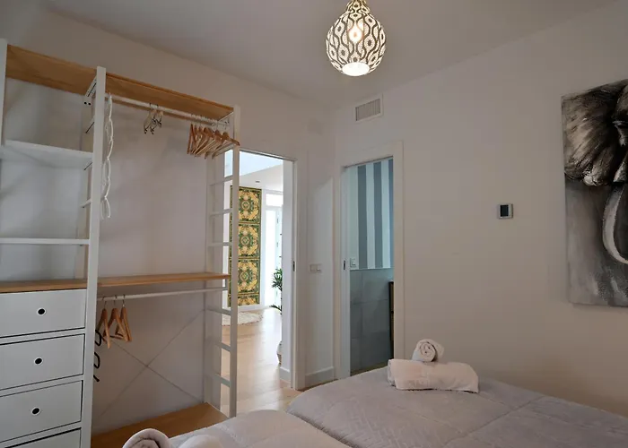 Wonderstays Lucia Villa