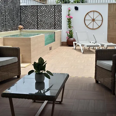 Wonderstays Lucia Вилла